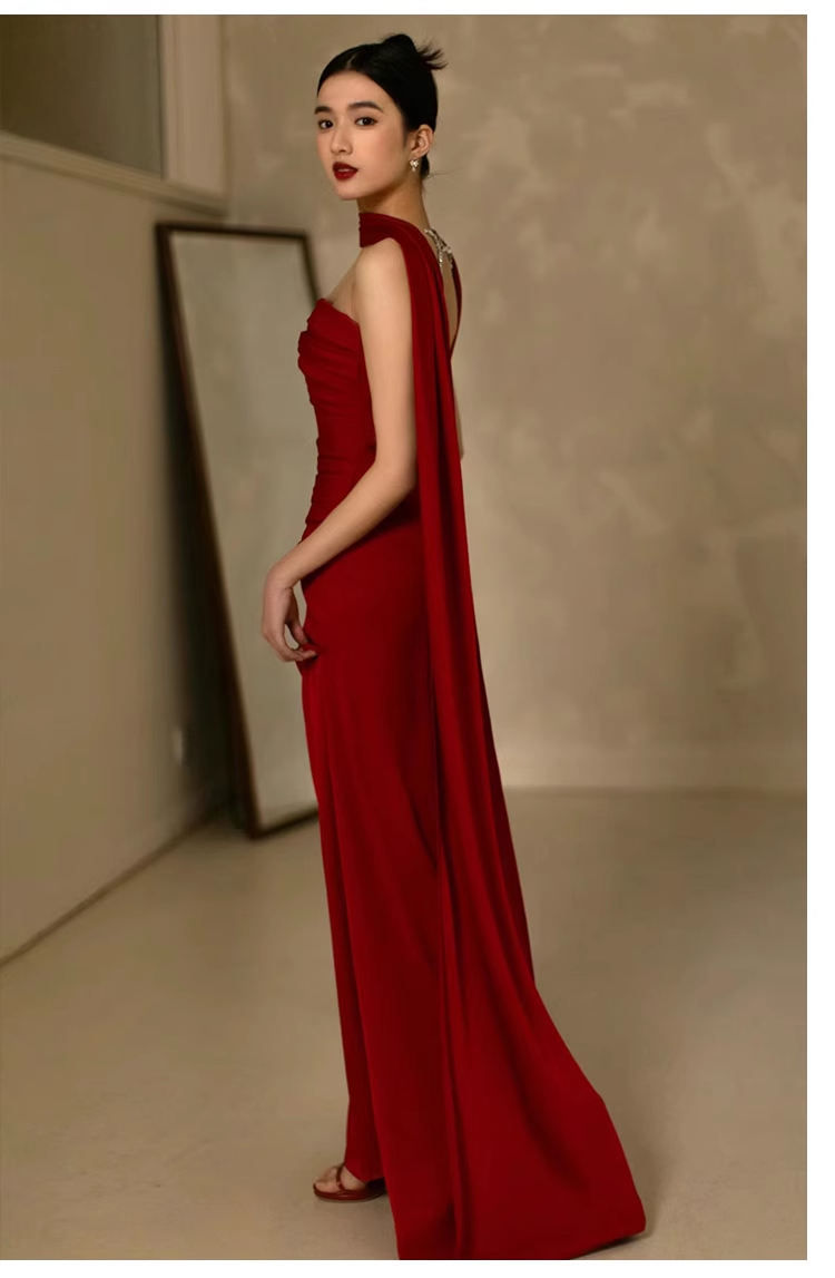 Pretty Sheath Scoop Neckline Satin Burgundy Long Prom Dresses With Ribbon