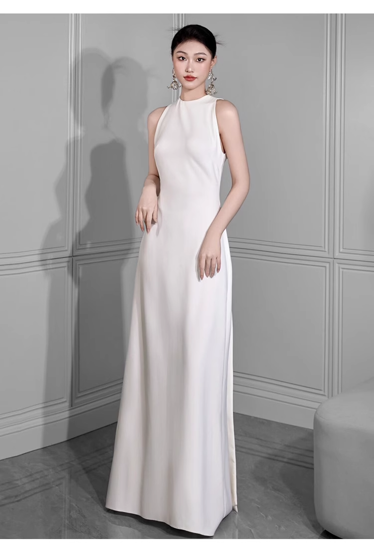 Vintage Sheath Scoop Satin White Backless Wedding Dresses