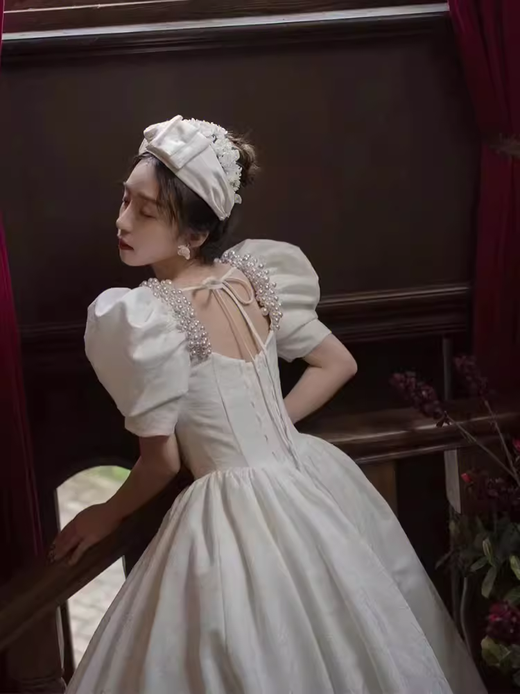 Vintage Ball Gown Square Neckline White Lace Wedding Dress