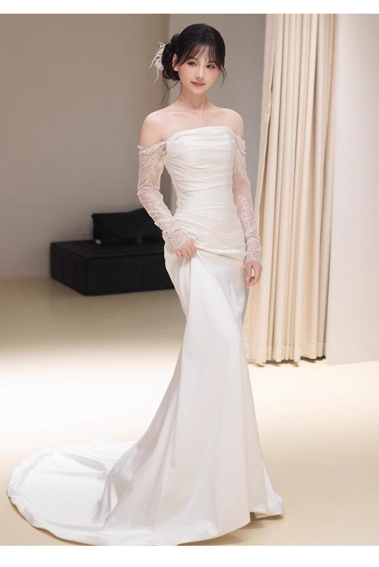 Sexy Sheath Off The Shoulder Long Sleeves Satin Long Wedding Dresses With Lace