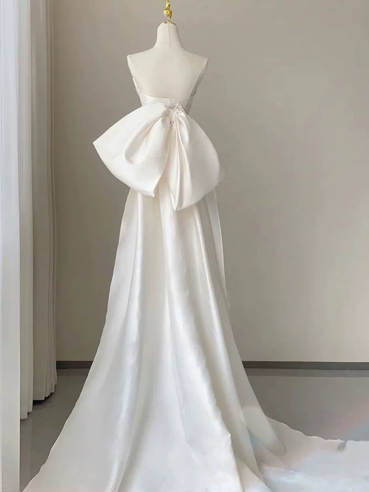 Sexy Mermaid Sweetheart Satin Long Wedding Dresses With Bow
