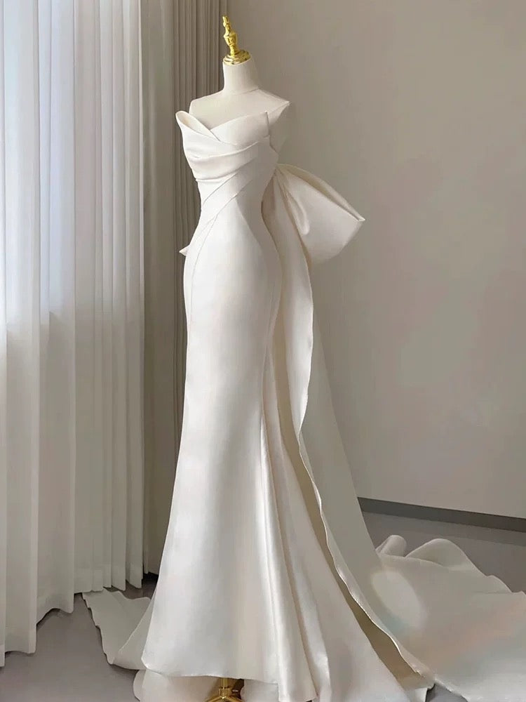 Sexy Mermaid Sweetheart Satin Long Wedding Dresses With Bow