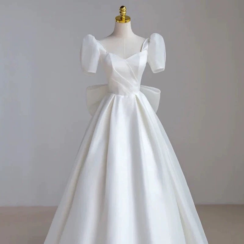 Classy Ball Gown Short Sleeves Floor Length Wedding Dresses With Bow
