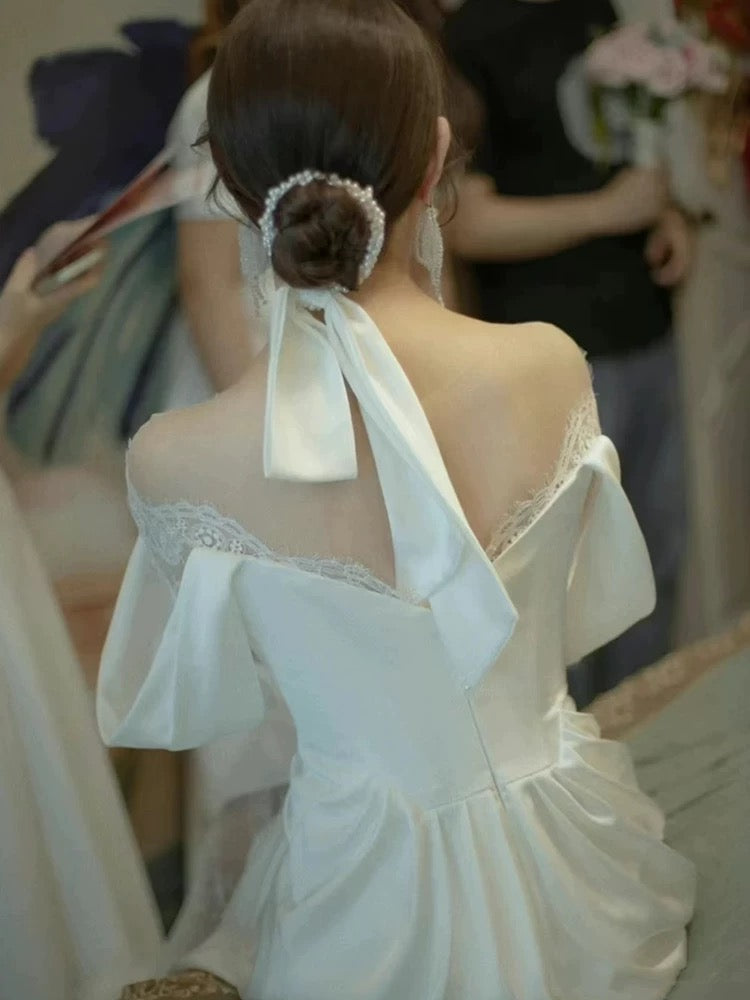 Timeless A Line Off The Shoulder Long Lace White Wedding Dresses With Slit