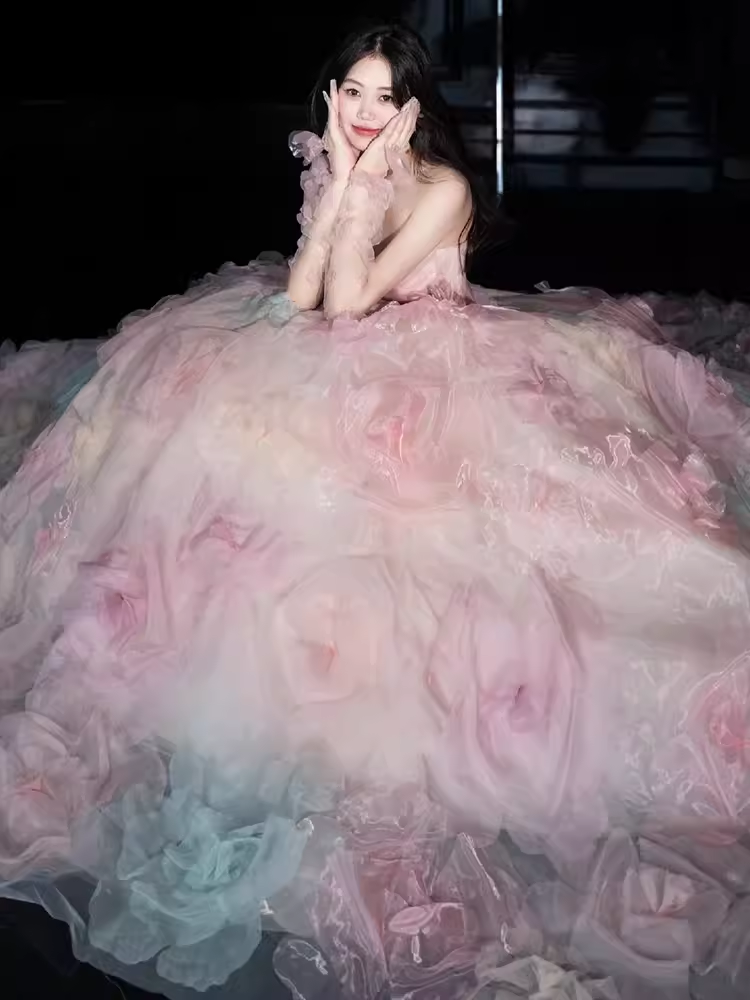 Cute Ball Gown Strapless Neckline Tulle Pink Flowers Wedding Dress