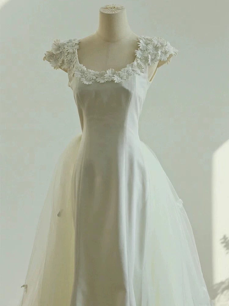 Unique Mermaid Square Neckline Lace White Wedding Dresses With Lace