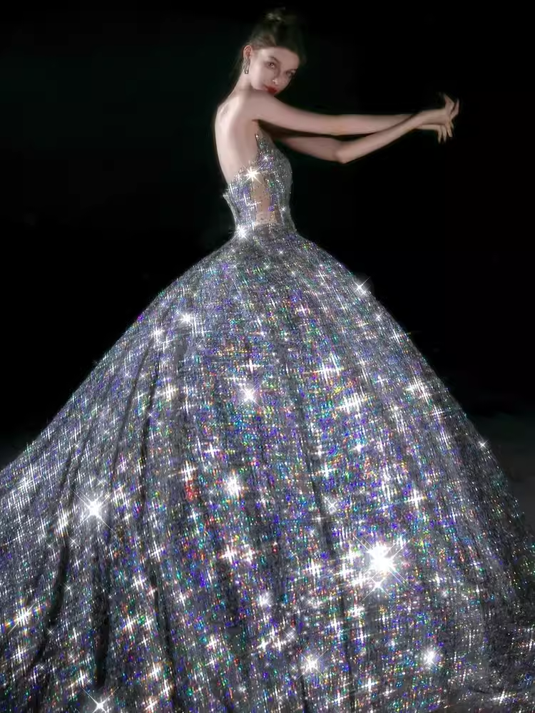 Luxury Ball Gown Strapless Sleeveless Silver Sequin Wedding Dress