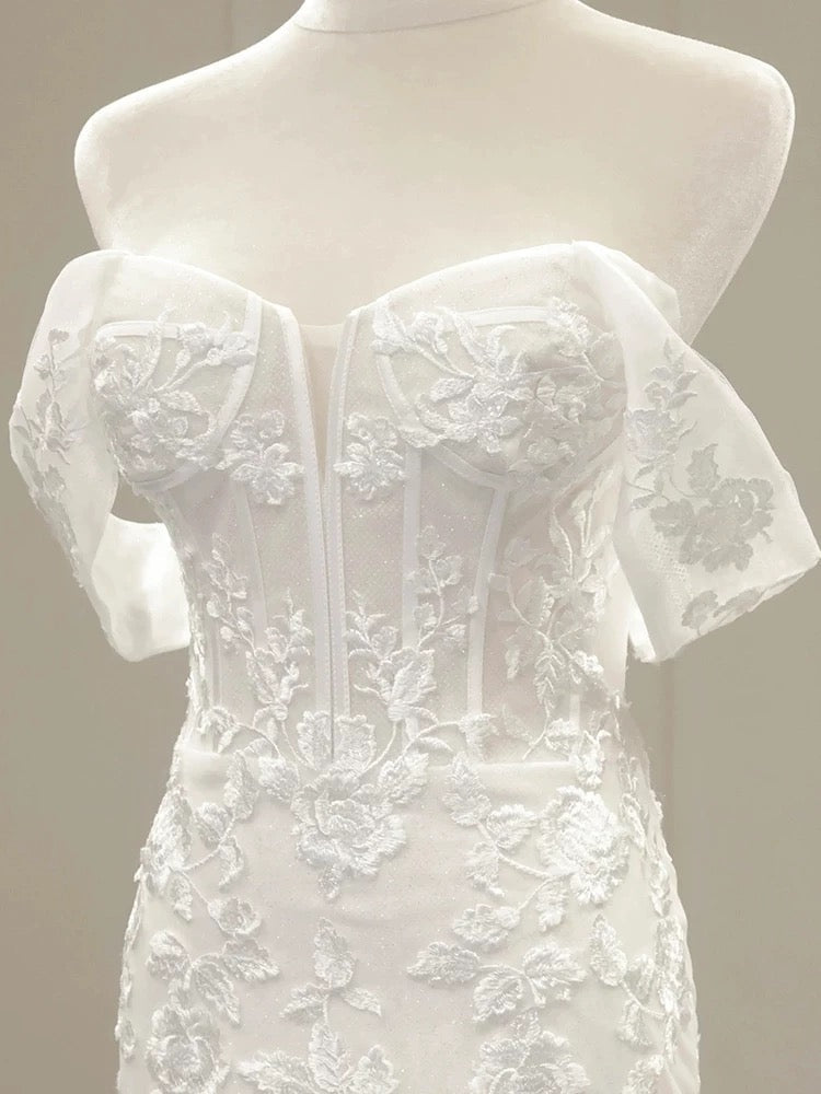 Sexy Mermaid Off The Shoulder Lace Long Sleeves White Wedding Dresses