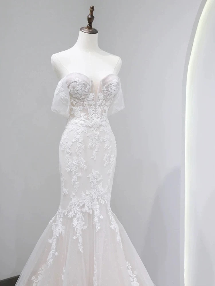 Sexy Mermaid Off The Shoulder Lace Long Sleeves White Wedding Dresses
