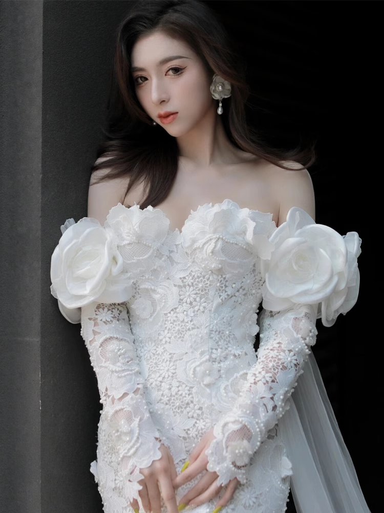 Luxury Mermaid Off The Shoulder Neckline Long Sleeves Lace White Wedding Dress