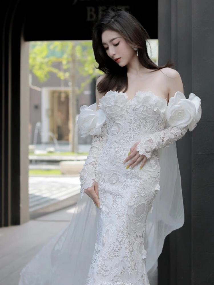 Luxury Mermaid Off The Shoulder Neckline Long Sleeves Lace White Wedding Dress