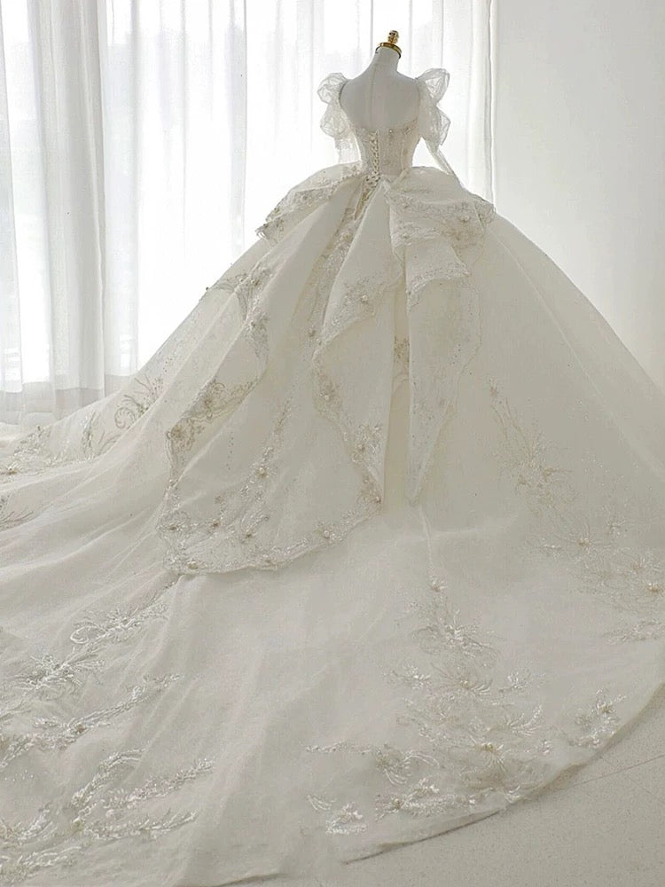 Luxury Ball Gown Sweetheart Sequin White Long Sleeves Wedding Dresses With Beads