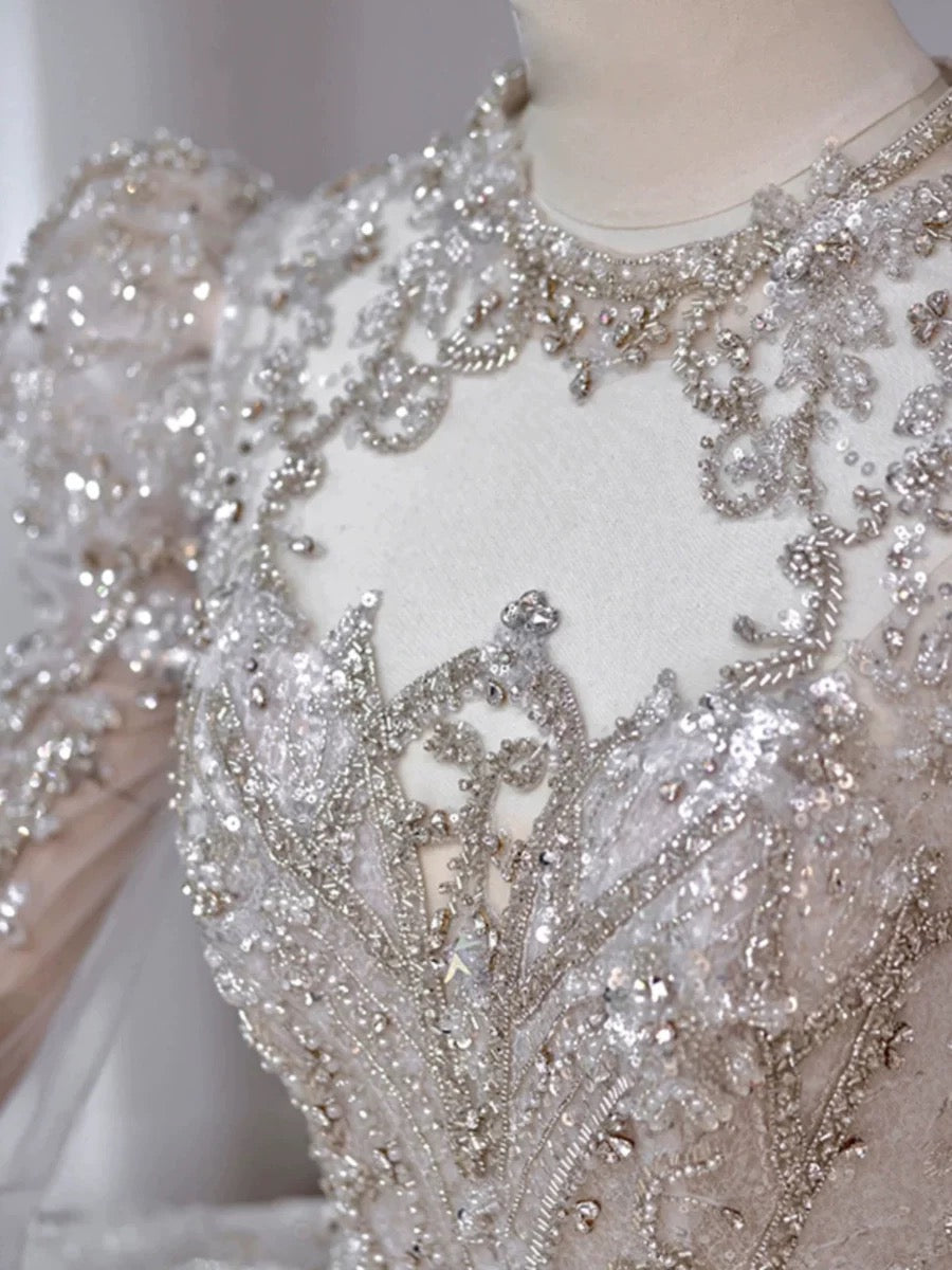 Chic Ball Gown Scoop White Long Sleeves Sequin Wedding Dresses With Beads Buttons