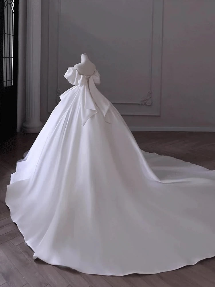 Timeless Ball Gown Off The Shoulder Satin Long White Wedding Dresses With Ruffles
