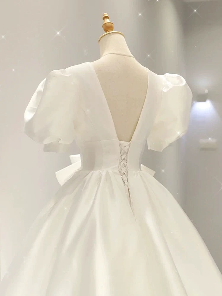 Simple Ball Gown V Neckline Short Sleeves White Satin Wedding Dresses With Bow