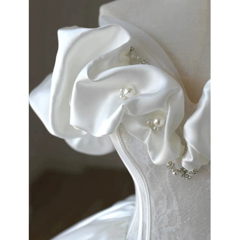 Simple Ball Gown Off The Shoulder Short Sleeves White Satin Wedding Dresses With Beads