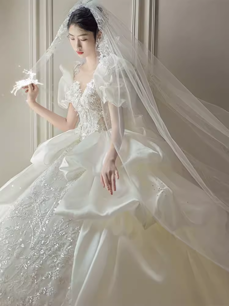 Luxury Ball Gown Short Sleeves Sequin Wedding Dress