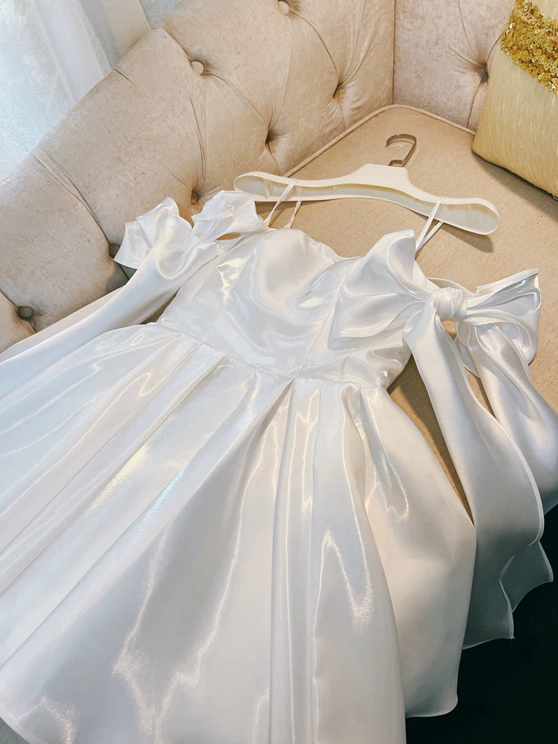 Cute A line Spaghetti Straps Bowknot White Short Homecoming Dress Birthday Dresses