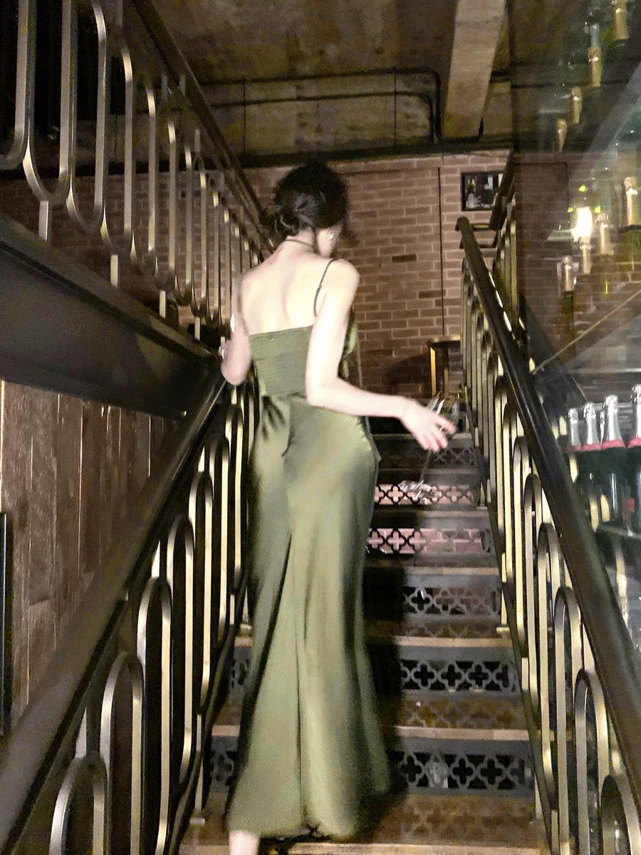 Sexy Sheath Spaghetti Straps Sleeveless Green Silk Satin Long Prom Dresses