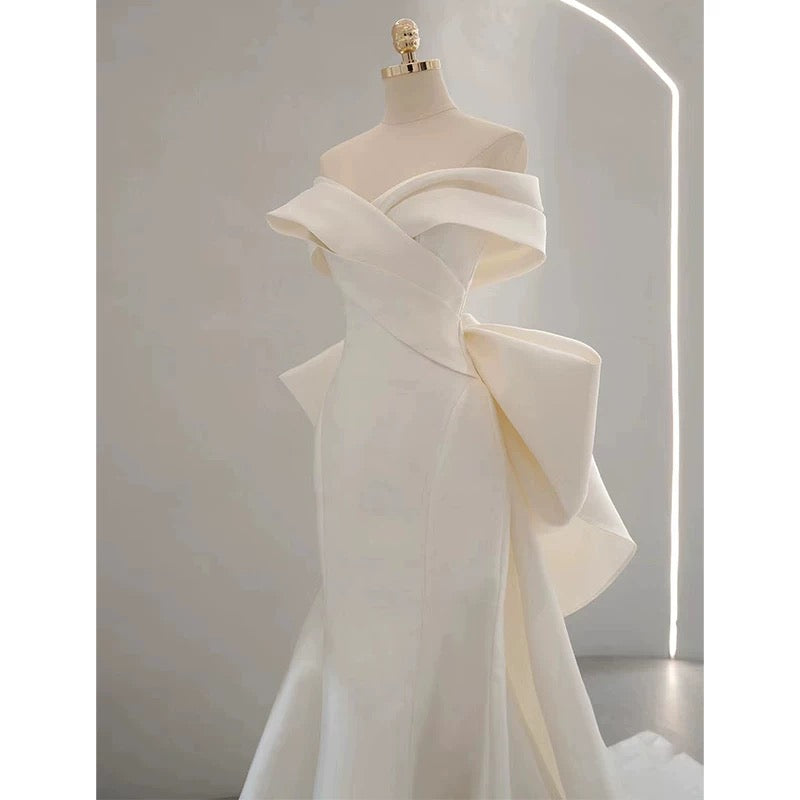 Sexy Mermaid Off The Shoulder Short Sleeves Long White Wedding Dresses With Bow