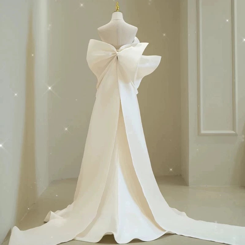 Sexy Mermaid Sweethart Sleeveless Satin Long White Wedding Dresses With Bow