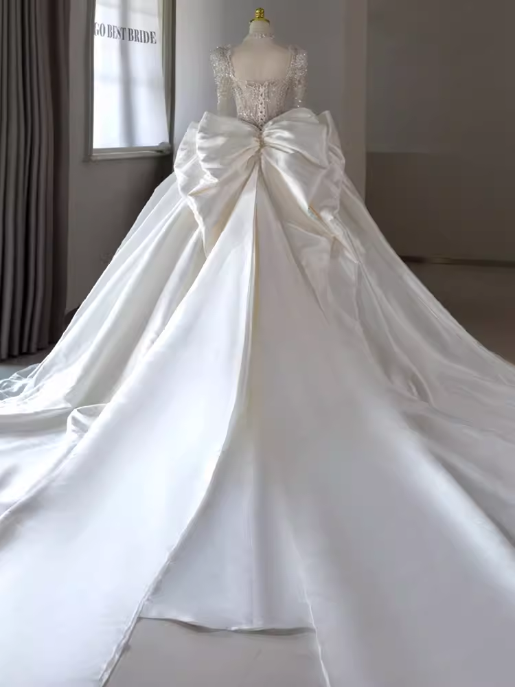Princess Ball Gown Long Sleeves Satin Wedding Dresses