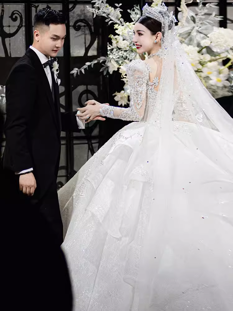 Princess Ball Gown Long Sleeves Lace Wedding Dresses
