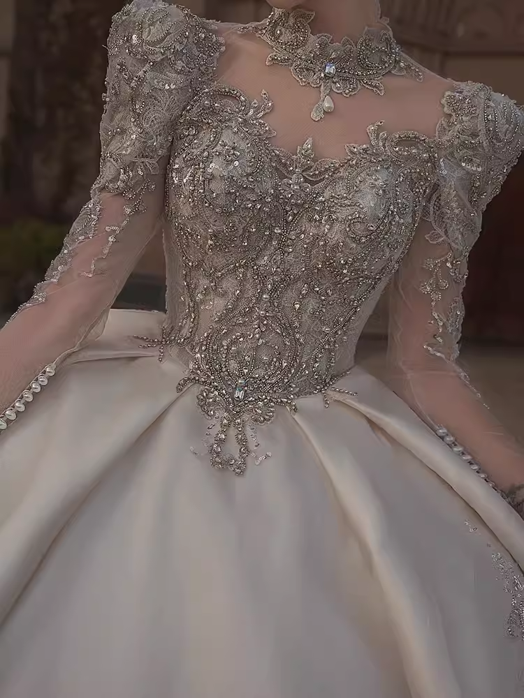 Princess Ball Gown Scoop neckline Long Sleeves Lace Wedding Dresses