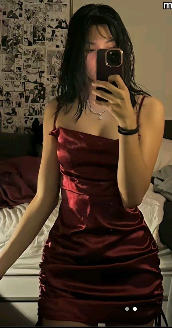 Modest Sheath Spaghetti Straps Burgundy Short Satin Homecoming Dresses Cocktail Dress
