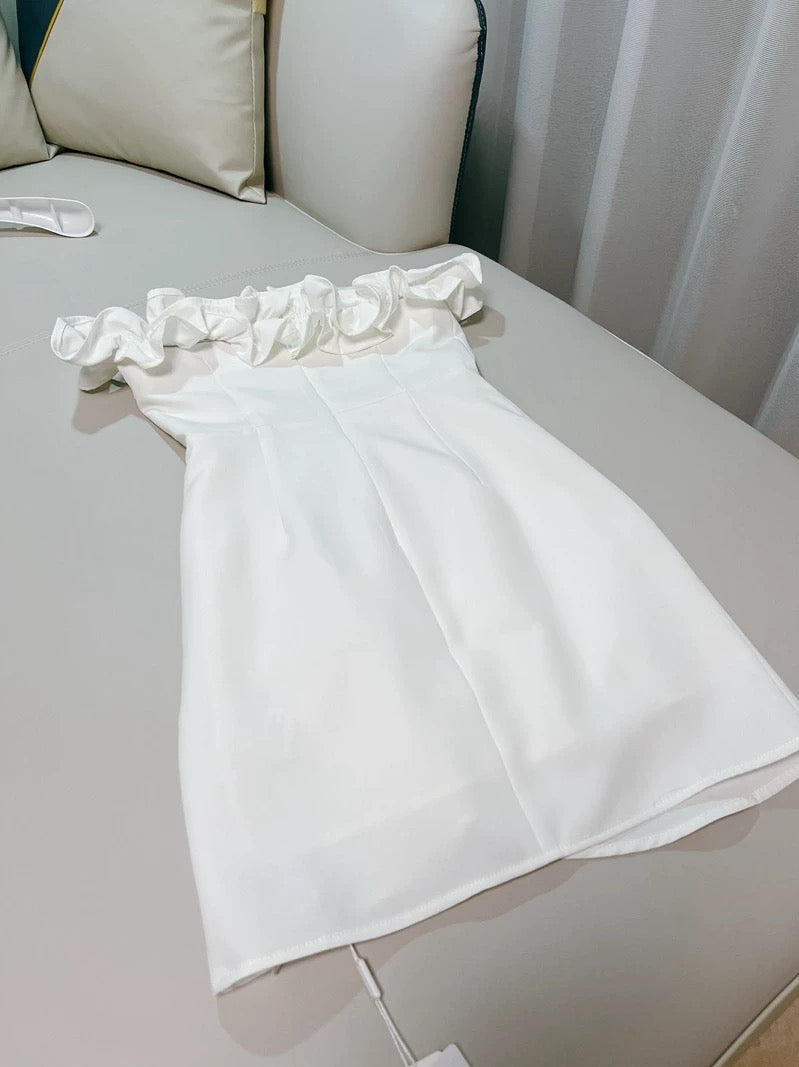 Sexy Sheath Off The Shoulder White Satin Short Homecoming Dresses 18th Birthday Outfit