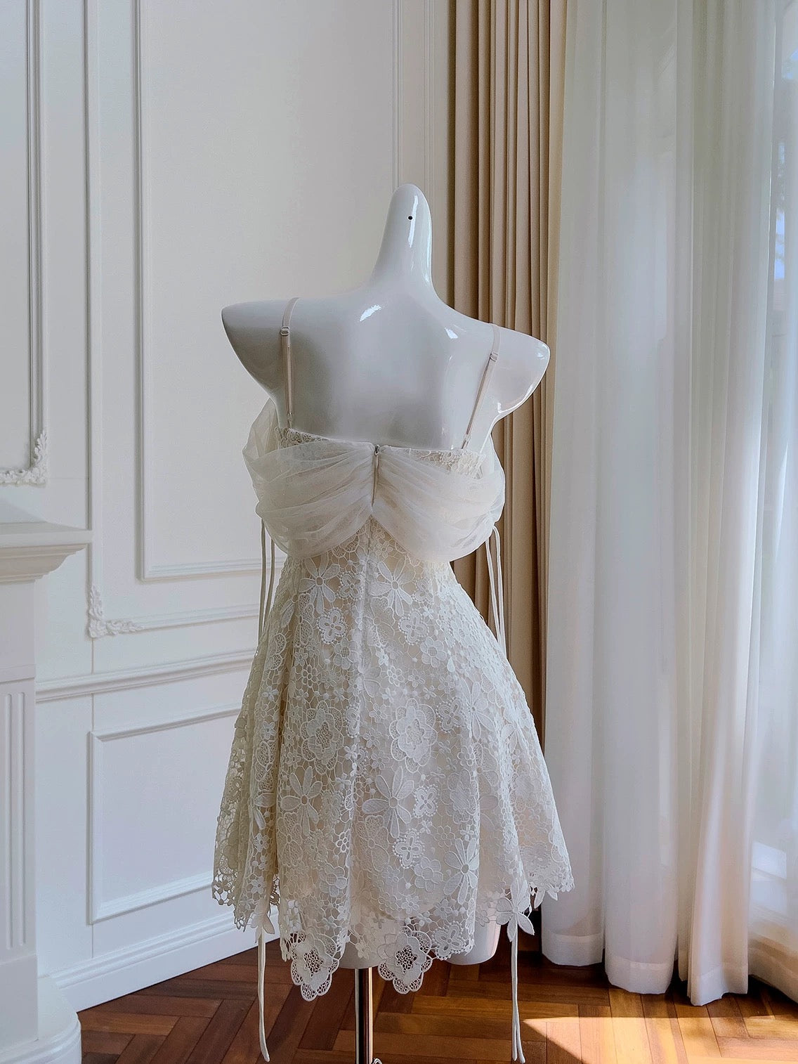 Modest A line Spaghetti Straps White Lace Short Homecoming Dresses Birthday Outfits