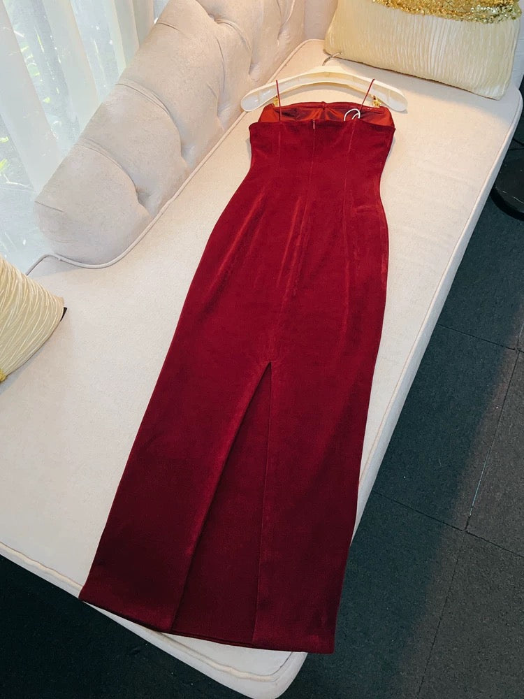 Modest Sheath Spaghetti Straps Burgundy Velvet Slit Prom Dress Formal Dresses