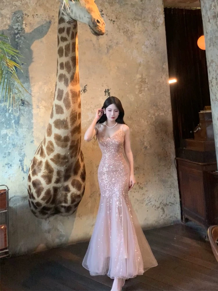 Pretty Mermaid Spaghetti Straps Sequin Long Prom Dresses