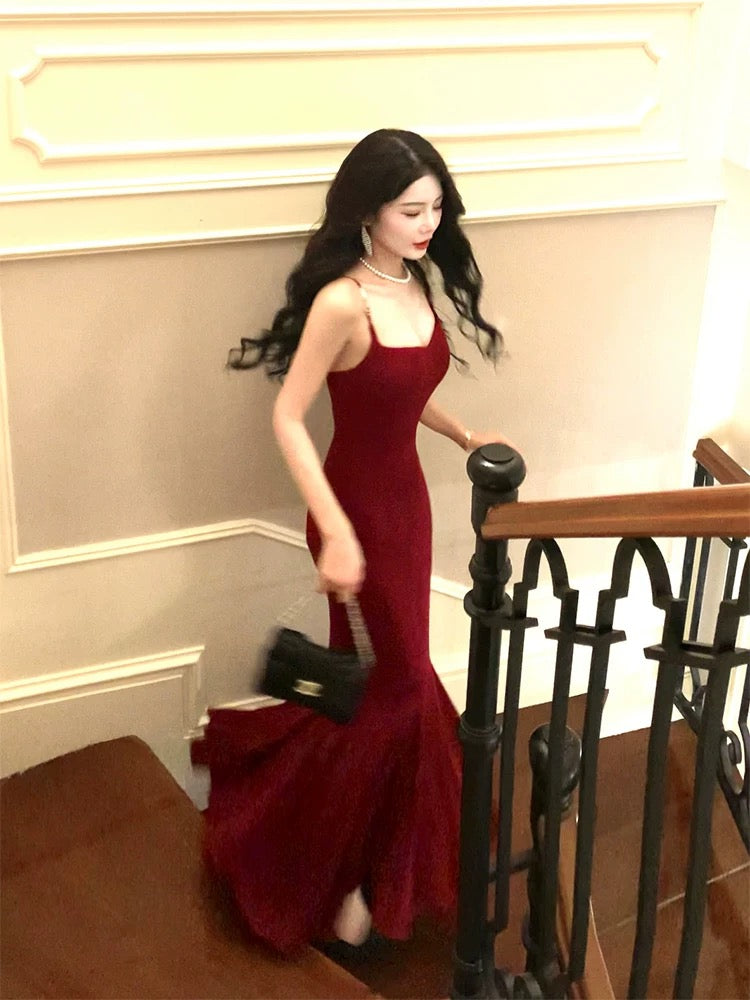 Pretty Mermaid Spaghetti Straps Burgundy Velvet Long Prom Dresses
