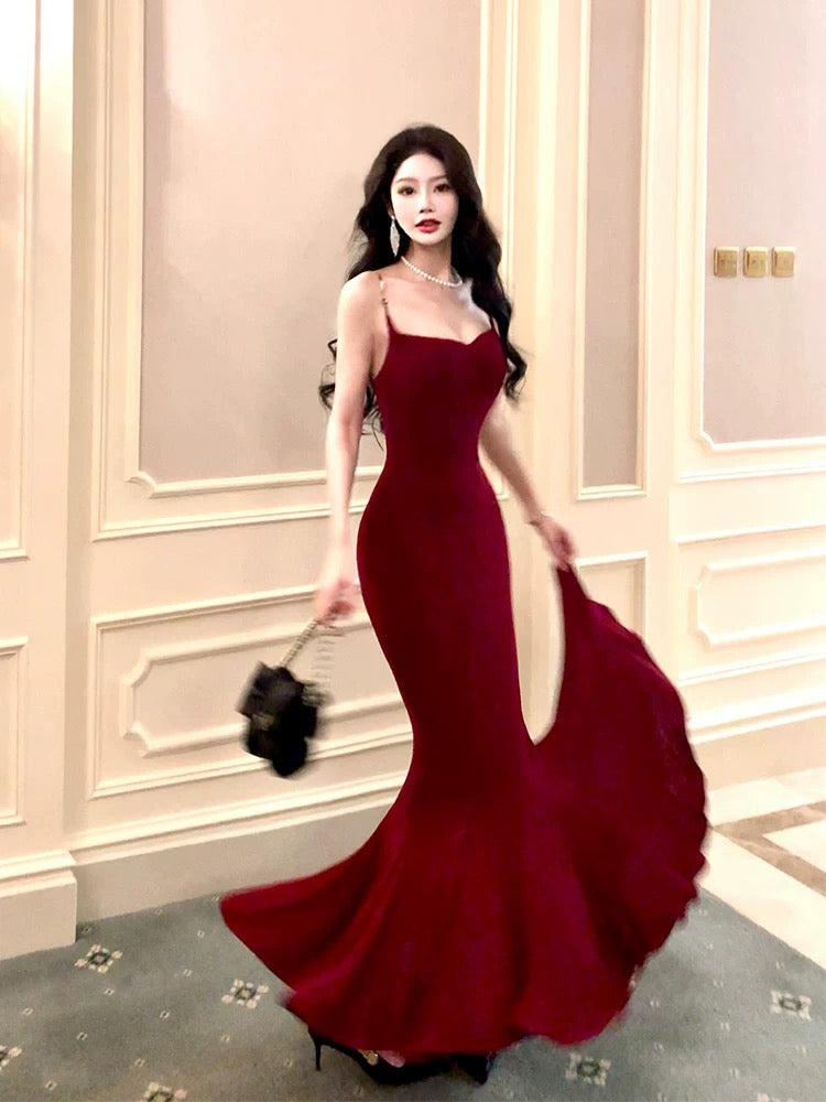 Pretty Mermaid Spaghetti Straps Burgundy Velvet Long Prom Dresses
