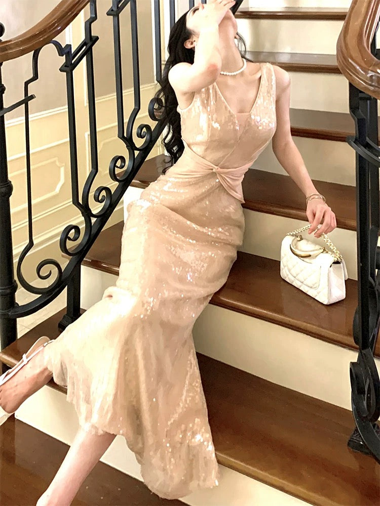 Gorgeous Mermaid V Neckline Sequin Champagne Long Prom Dresses Evening Dress