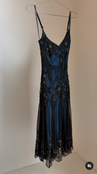 Classic A Line Spaghetti Straps Beads Black Chiffon Prom Dress With Ruffles