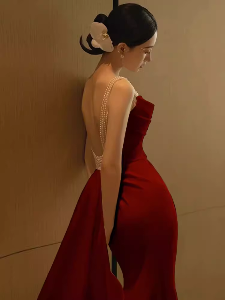 Sexy A Line Straps Red Satin Prom Dresses Long Birthday Outfits