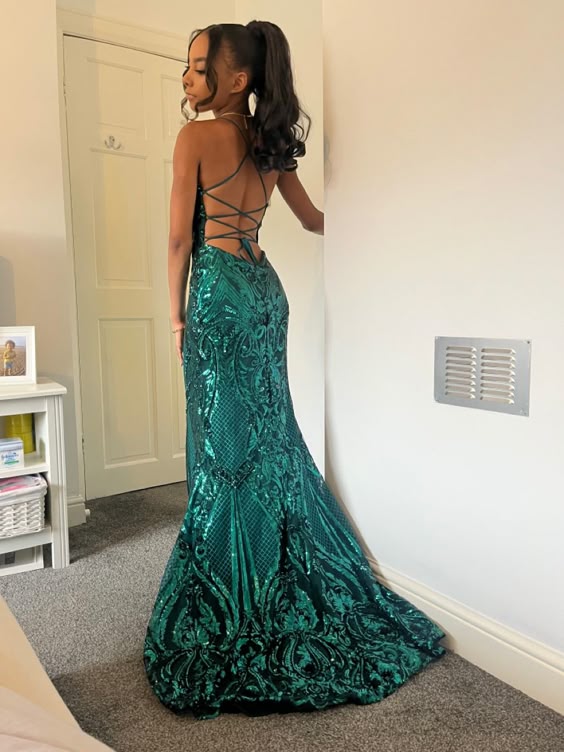 Pretty Mermaid Halter Green Sequin Long Prom Dresses Evening Dress