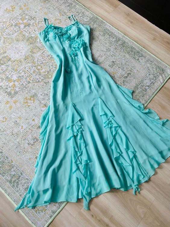 Elegant A Line Spaghetti Straps Blue Chiffon Long Prom Dress
