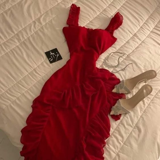 Modest A Line Straps Sleeveless Red Chiffon Ruffles Long Prom Dresses Evening Dress