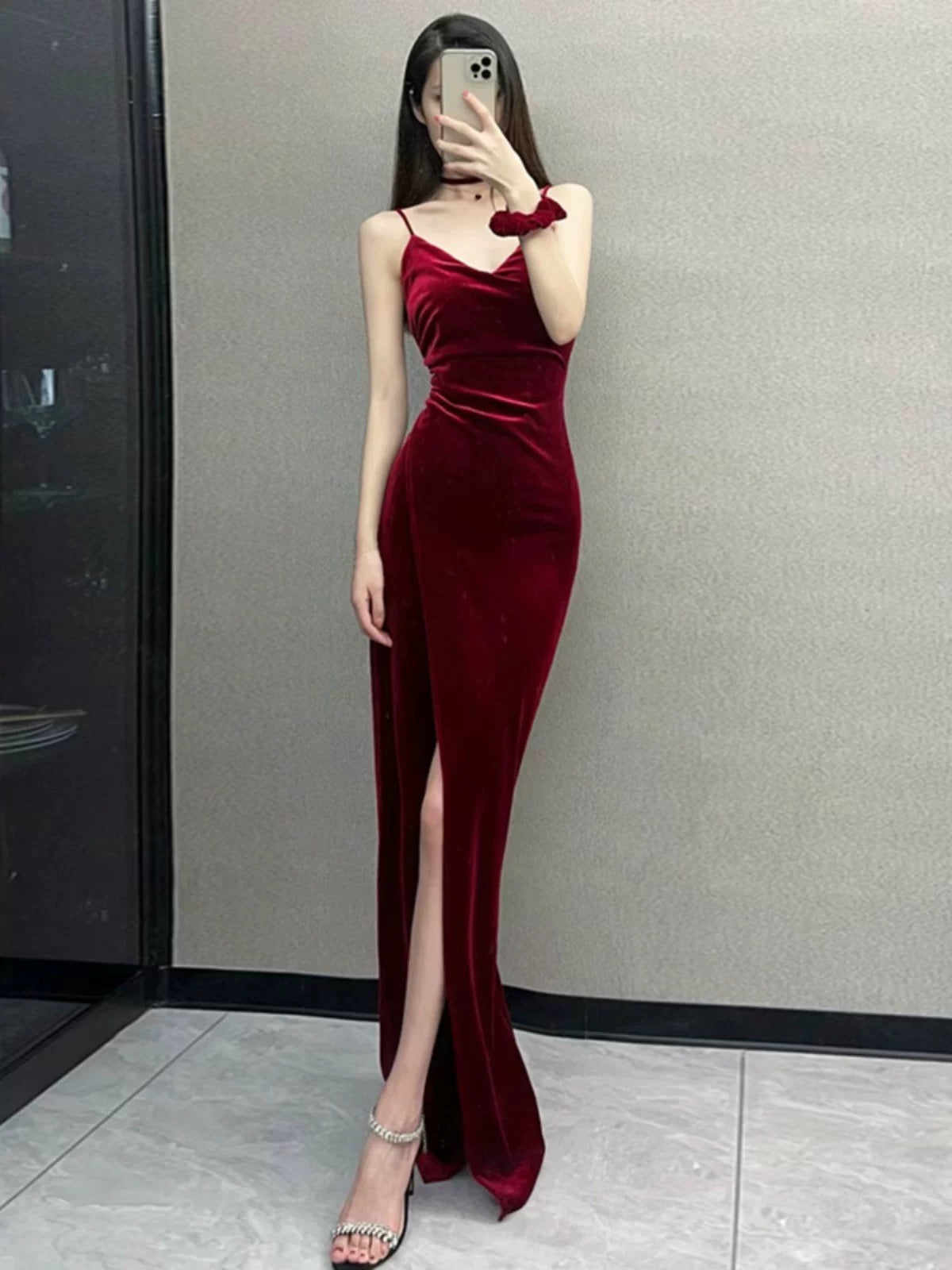 Elegant Sheath Spaghetti Straps Red Velvet Long Prom Dress Evening Dresses