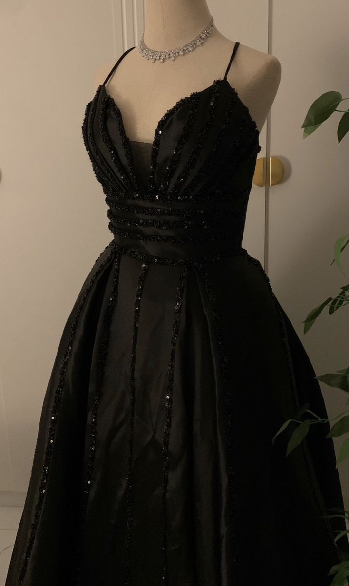 Elegant A Line Spaghetti Straps Black Satin Long Prom Dress Evening Dresses