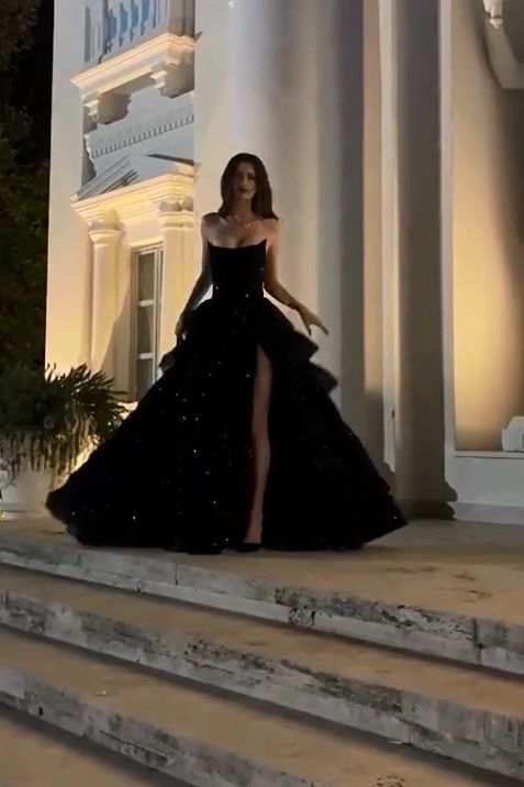 Elegant Ball Gown Strapless Black Sequin Long Prom Dress Evening Dresses With Ruffles