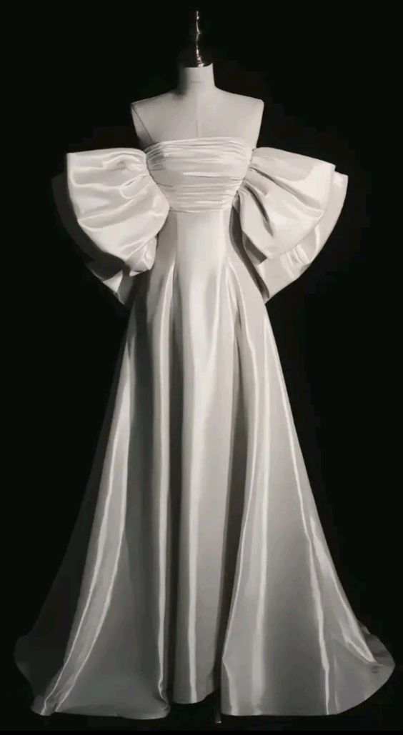 Elegant Ball Gown Strapless Satin Long White Wedding Dresses With Bow