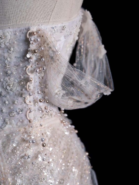 Elegant Mermaid Off The Shoulder Sequin Pearls Long White Wedding Dresses