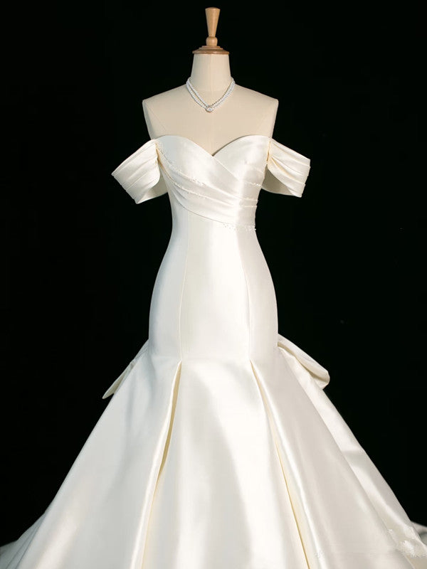 Chic Mermaid Strapless Sleeveless White Satin Wedding Dresses With Ruffles
