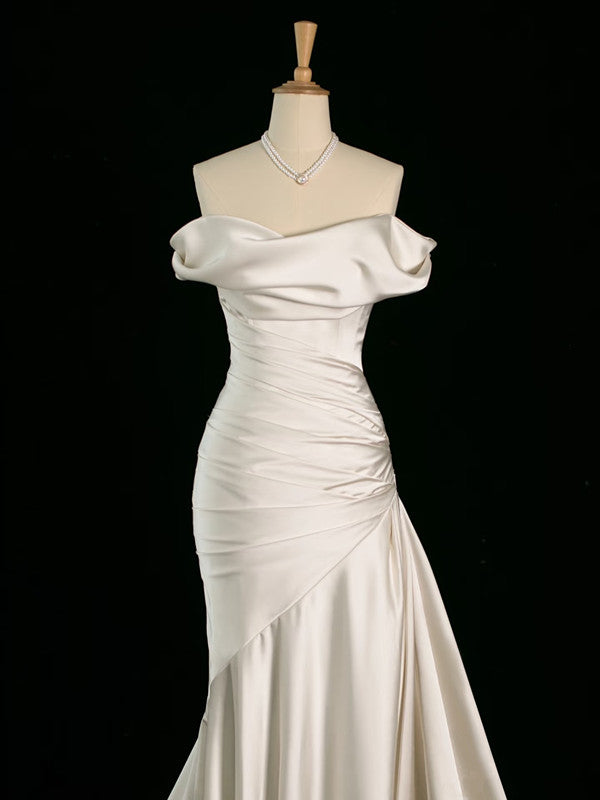 Classy Mermaid Off The Shoulder Ivory Satin Wedding Dresses With Ruffles