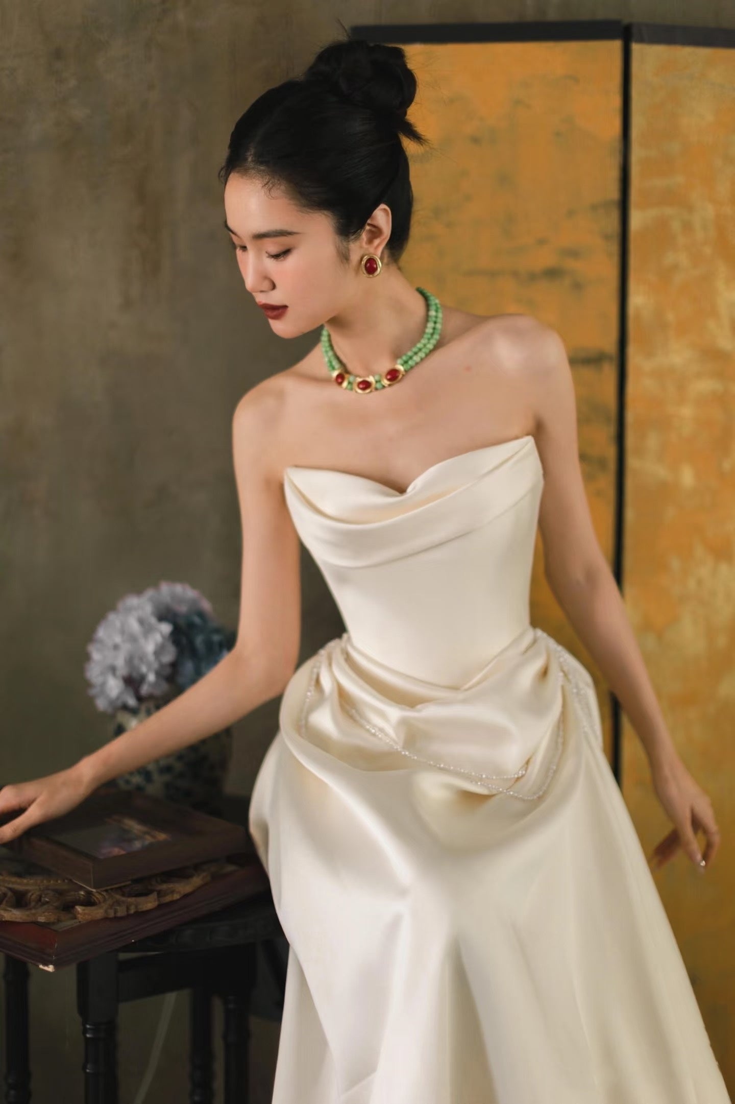 Unique Mermaid Off The Shoulder Ivory Long Wedding Dresses With Short Sleeves Brides Dress