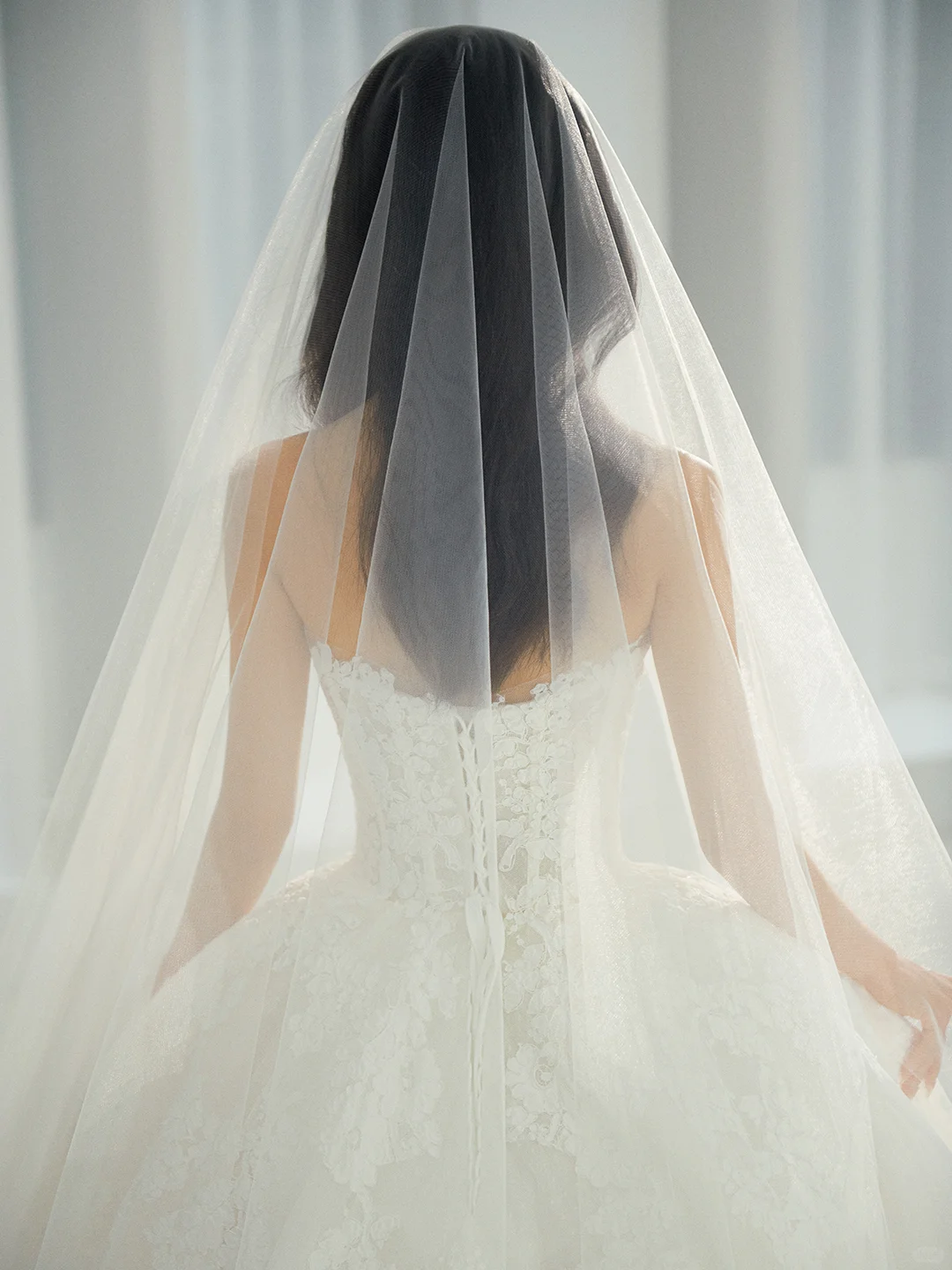 Classy Elegant A Line Strapless White Tulle Lace With Veil Long Wedding Dresses